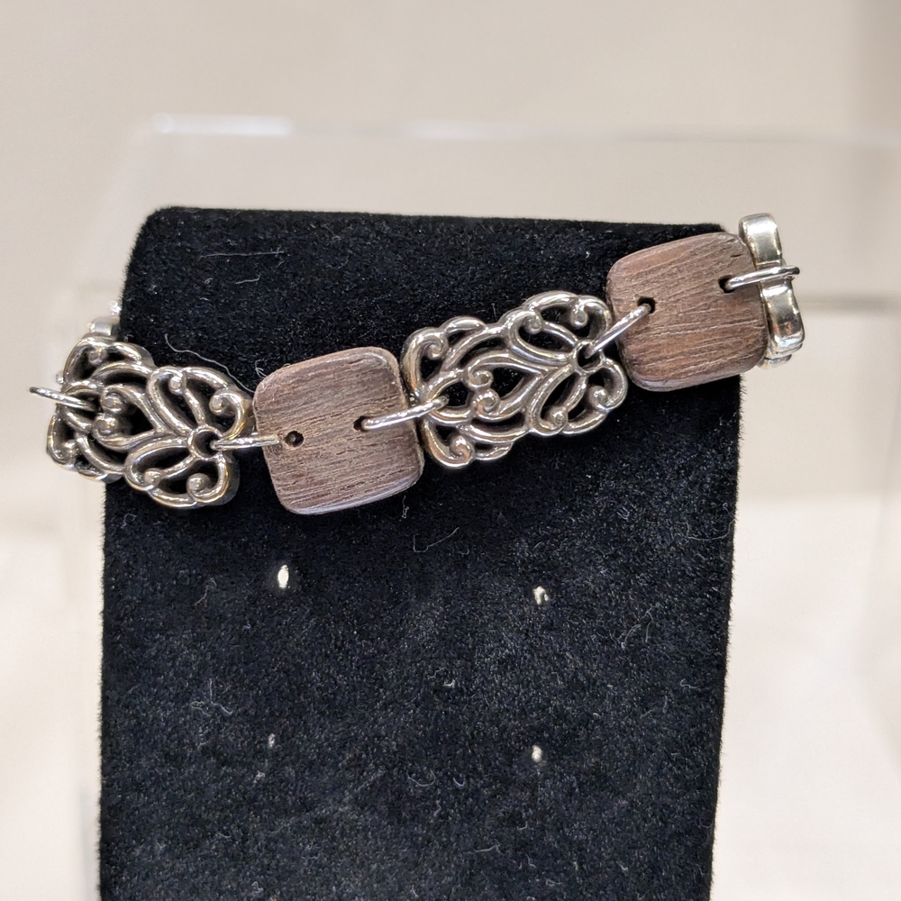Brighton Silver Plate Sequoia Wood Panel Bracelet - Picture 3 of 6